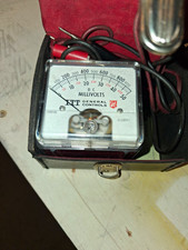 ITT General Controls Analog DC Millivolts Meter 0-900mV CAT I w/ Leads Case