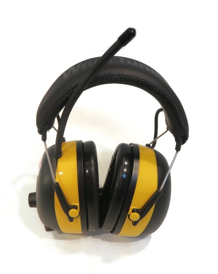 3M Peltor Worktunes AM FM MP3 Radio Headphones with Hearing Protection ...