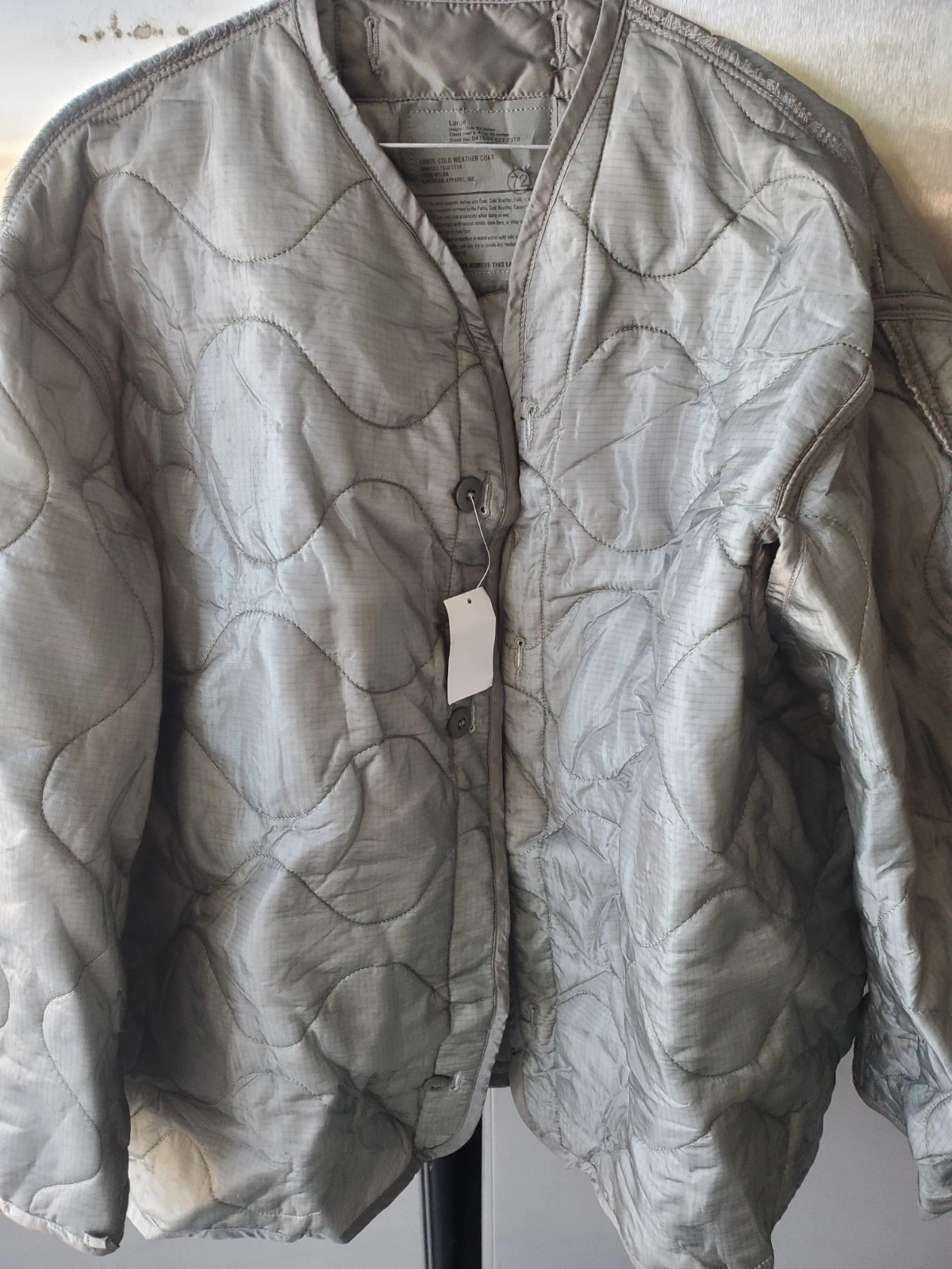 USGI (NEW) Liner Cold Weather Jacket Mens Medium Quilted Button Military Jacket
Opens in a new windo