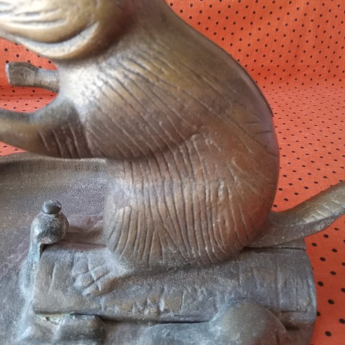 Vintage Cast Iron Squirrel Nut Cracker - Picture 5 of 11