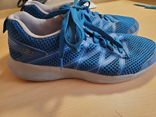 Mens size 9.5 Avia Blue Tennis Athletic 