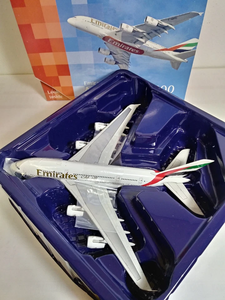 Gemini Jets 1:400 Emirates First A380-800 A6-EDA – Delivery Aircraft – Rare Mint - Immagine 2 di 4