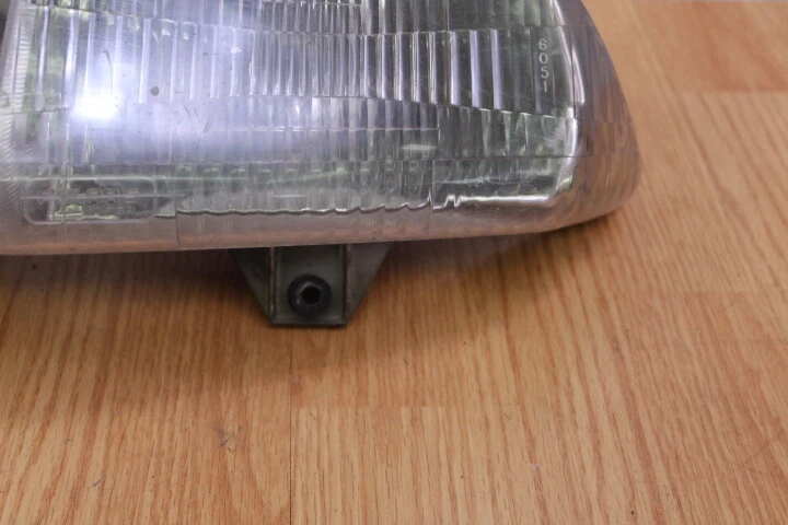 1996 POLARIS STORM 800 Headlight Assembly  - Image 4 of 4
