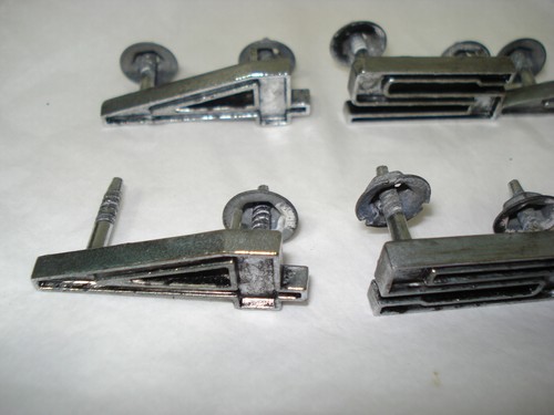 C-3 CORVETTE 1970-74 - 454 HOOD NUMBER SET ORIGINAL G.M. - Picture 4 of 4