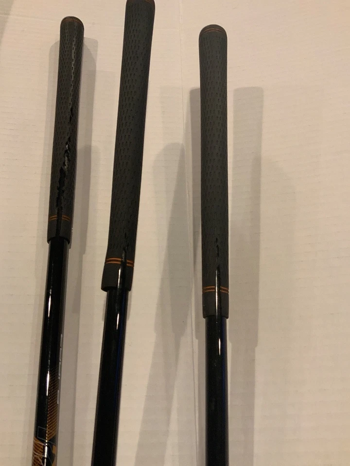 Set of 3-Cobra King Jr Titanium Driver & Hybrid RH Golf Clubs w/ Cobra Shafts - Image 4 of 4