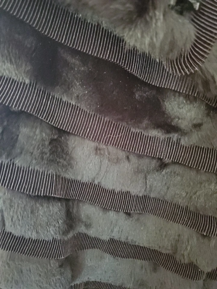 Blue Duck Layered Rabbit Fur Coat M - Image 4 of 4