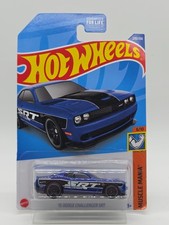 Hot Wheels ’15 Dodge Challenger SRT Muscle Mania Blue SRT Graphics
