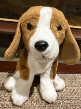 Animal Alley Realistic Beagle Dog 14  Plush NWOT Toys R us