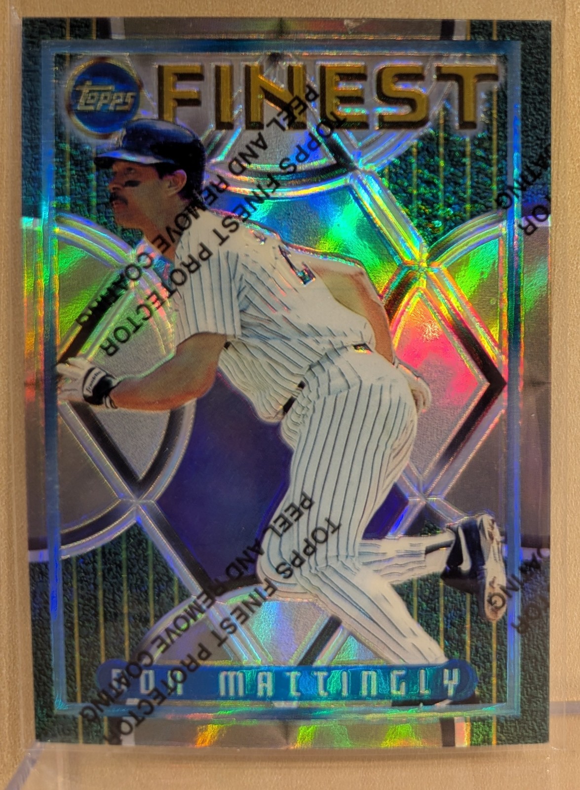 1995 Topps Finest REFRACTOR #126 Don Mattingly Yankees RARE ICONIC PARALLEL