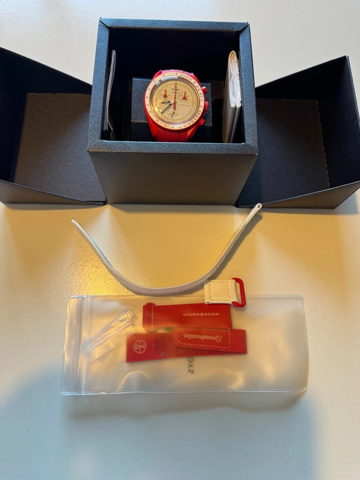 Omega MoonSwatch Mission to Mars, Foto 4 von 5