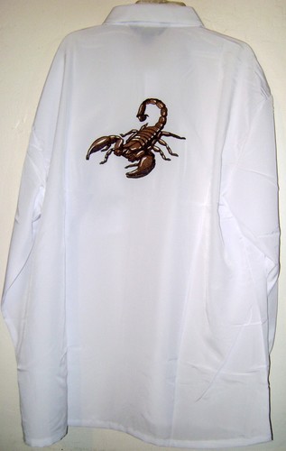 NUEVA CON ETIQUETAS CAMISA BORDADA ESCORPIÓN OCCIDENTAL HAWAIANA elige talla/color EL Escorpión - Imagen 2 de 10