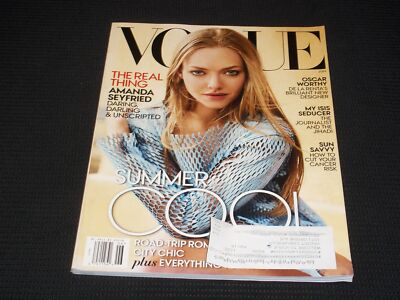 2015 JUNE VOGUE MAGAZINE - AMANDA SEYFRIED FASHION FRONT COVER - L