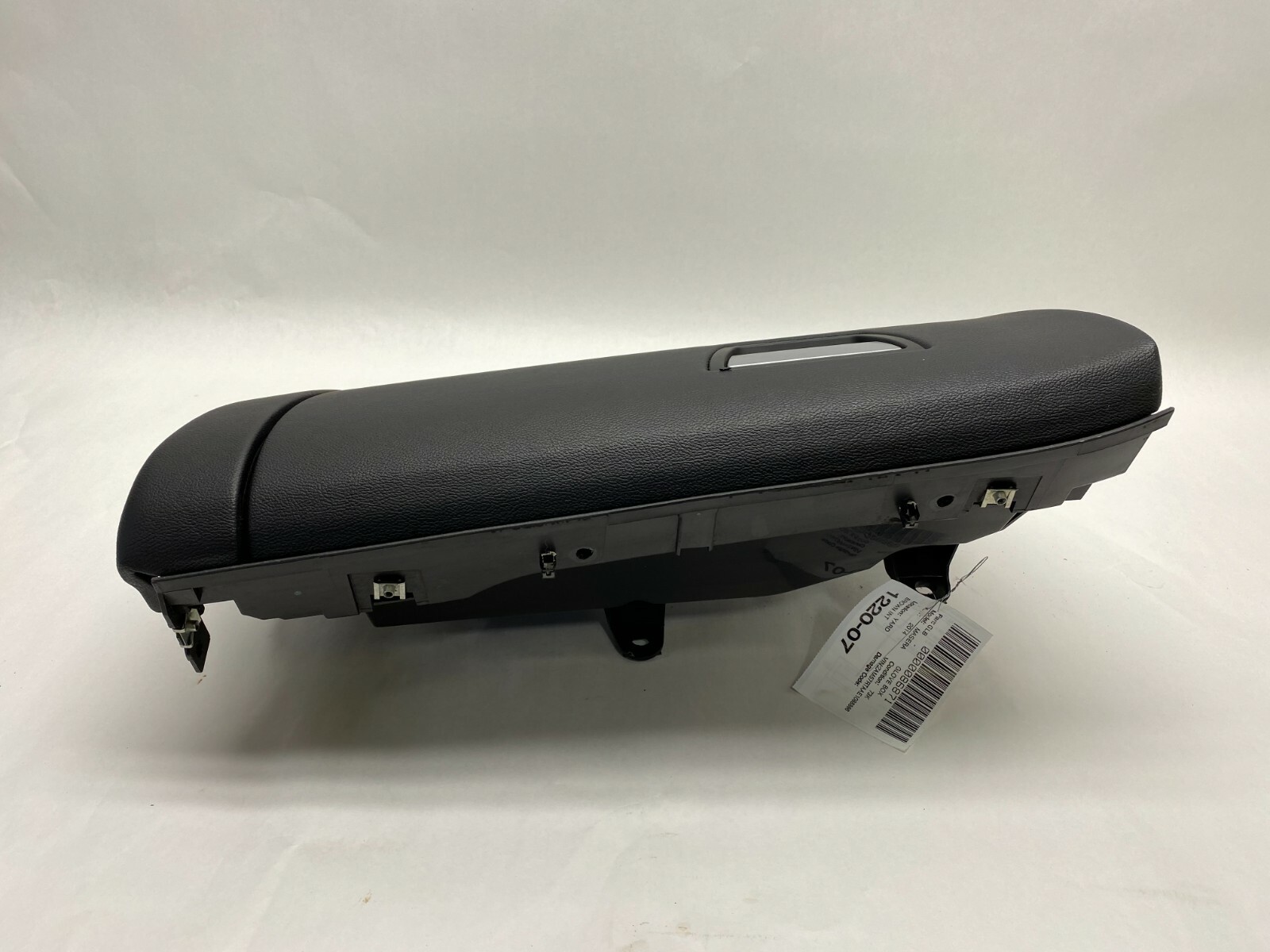 14-17 MASERATI GHIBLI GLOVE COMPARTMENT BOX OEM BLACK 