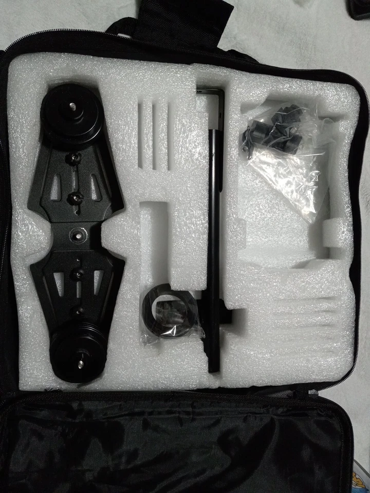 Estabilizador y estuche para cámara de video digital Glide Gear DNA 5050 no completo  Foto 2 de 4