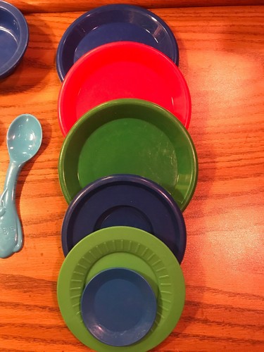 Vintage Kunststoff Kindergeschirr & Utensilien 13 Teile - Bild 5 von 5