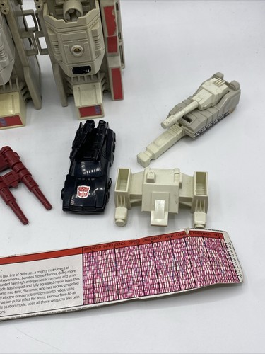 Metroplex Autobot Battle Station 85% Complete RT Vintage 1985 G1 Transformers - Picture 2 of 10