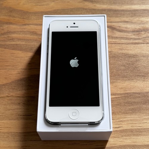 Rzadki iOS 6 Apple iPhone 5 - 32GB - biały i srebrny (odblokowany) - Zdjęcie 4 z 8