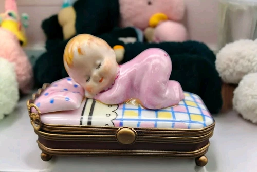Limoges France Peint Main Baby On Bed Pink Trinket Box "its a Girl" Baby Shower