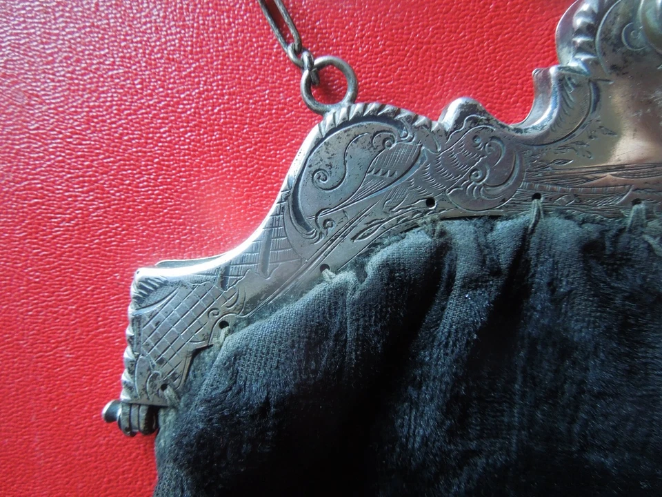 J6972 ANTIGUO MONEDERO/BOLSO HOLANDÉS PLATA MACIZA PESO TOTAL 176 GR VER DESCRIPCIÓN Foto 4 de 4