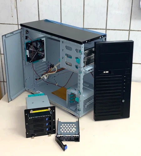 CHENBRO SR209 Server & PC Tower Gehäuse | ATX | Black | NEU