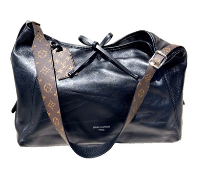 Louis Vuitton Large Authentic Calfskin Leather Bag 2025 LV Black