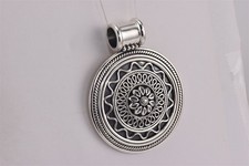 Doug Paulus Sterlingsilber 40 mm Bali Mandala Medaillon Statement Dia Anhänger