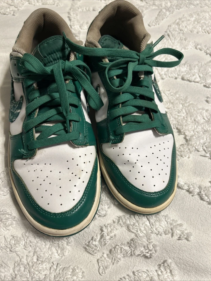Size 10 - Nike Dunk Low Green Paisley W DH4401-102 - Image 3 of 4