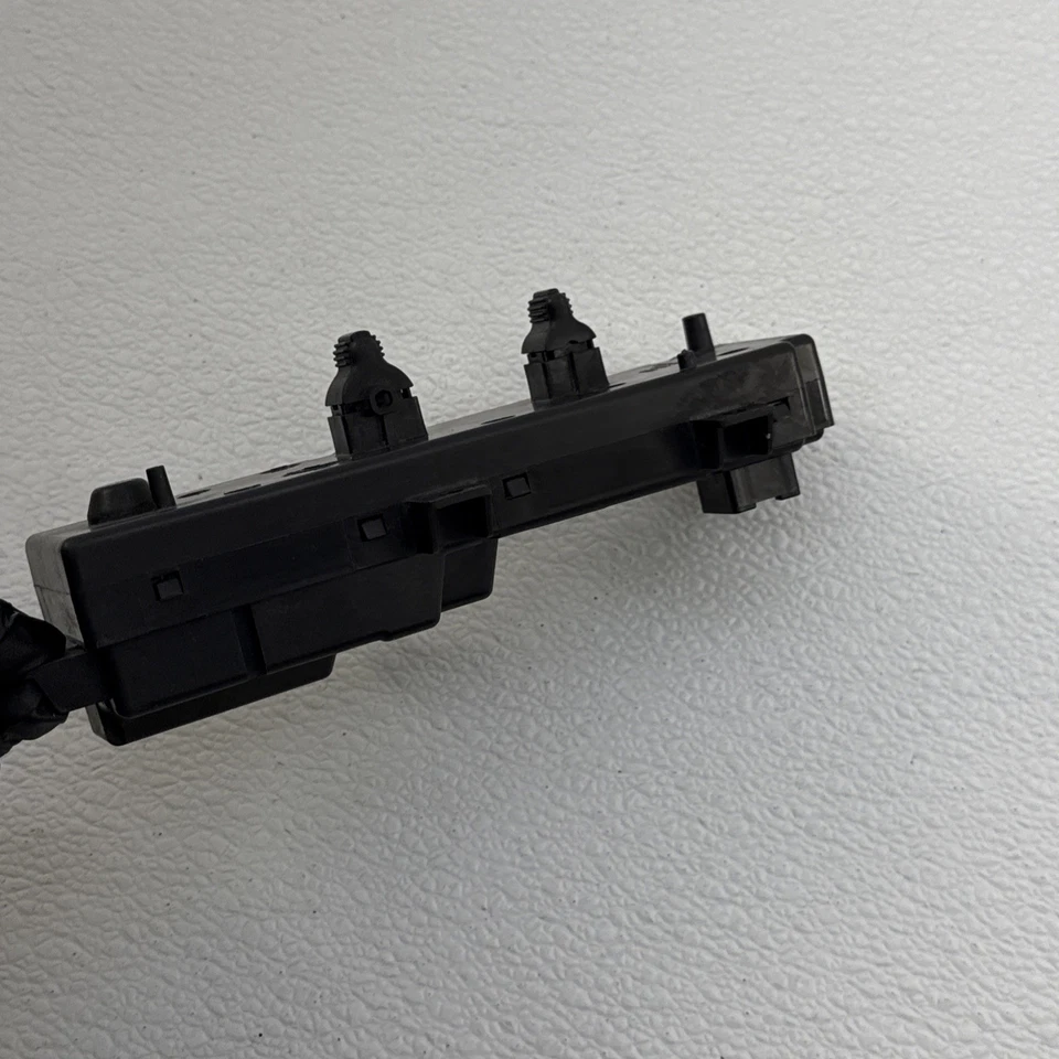 Jeep Grand Cherokee WJ 1999-2004 OEM Interruptor de bloqueo de ventana eléctrica lateral del pasajero OEM Foto 4 de 4