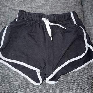 Shorts Mädchen Sehr Gut Gepflegt Größe 140Von H&M Schwarz