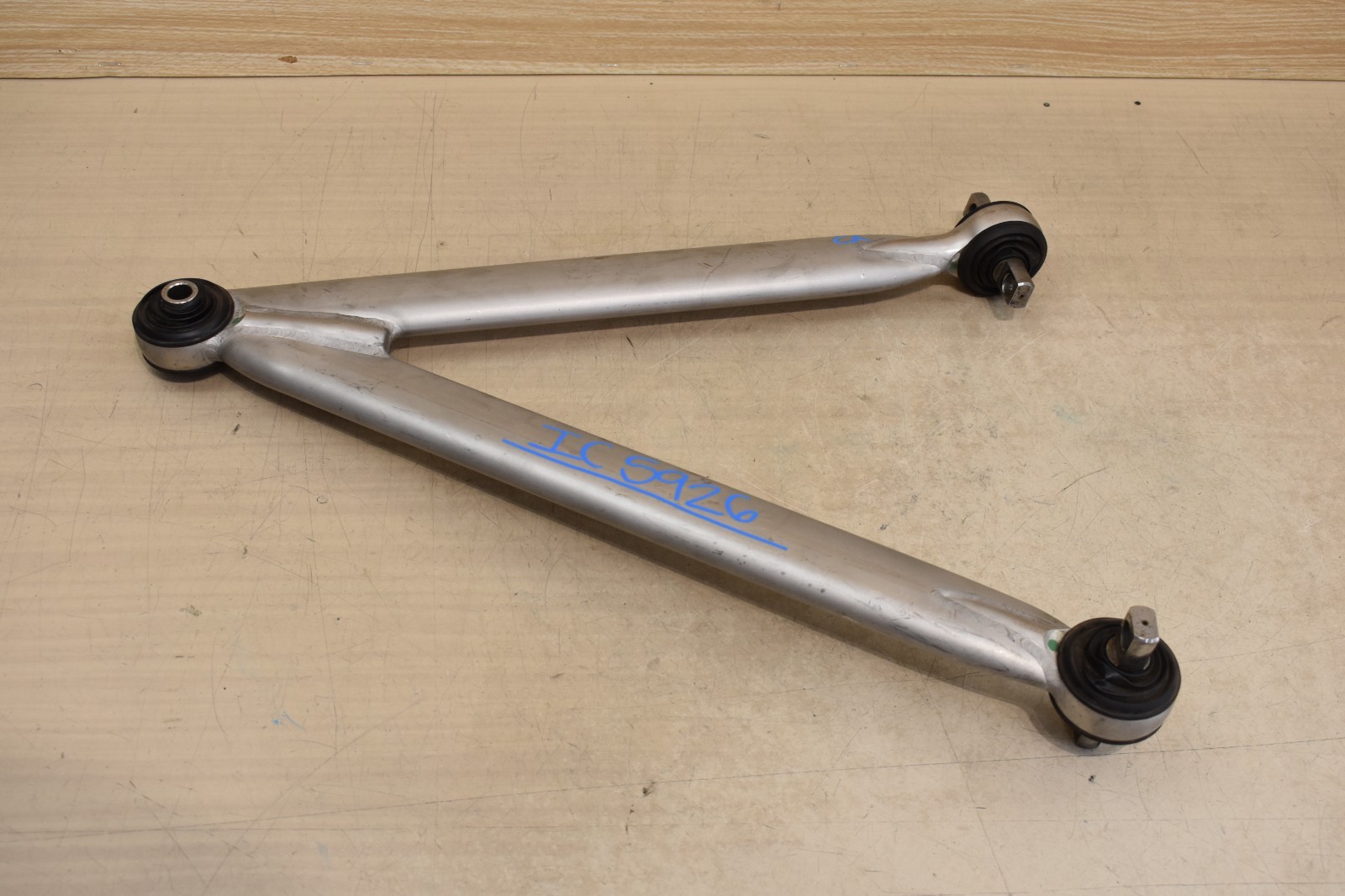 04-06 PORSCHE CARRERA GT REAR SUSPENSION LOWER CONTROL TRACK ARM OEM 98033104101
