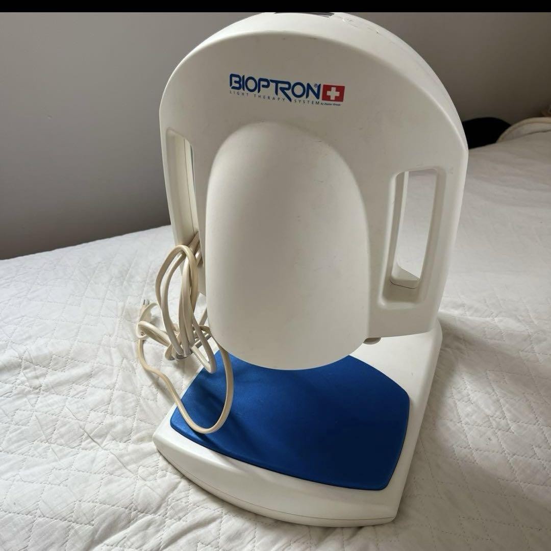 KR143★ BIOPTRON　pro1 Amazon.com: Bioptron Pro 1 by Zepter with Table Stand