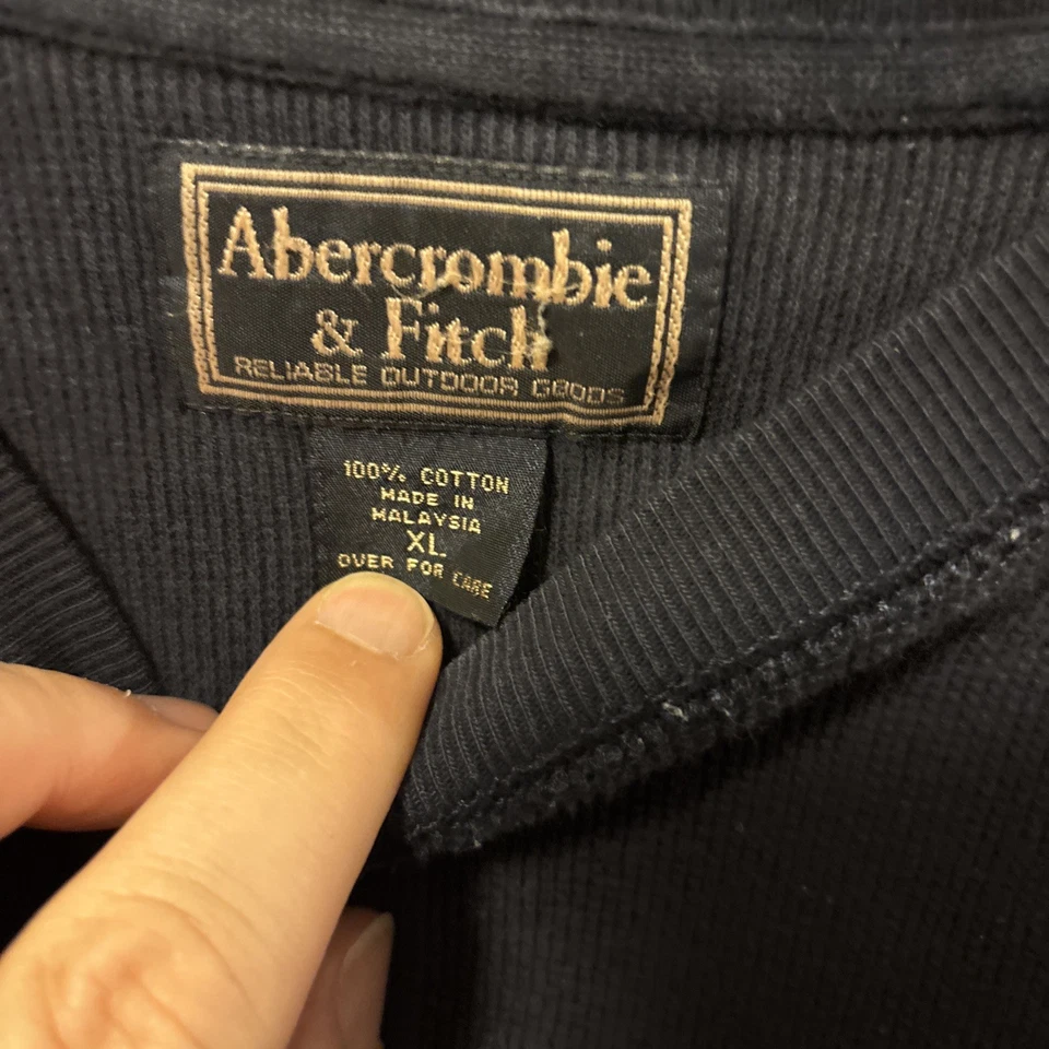 Abercrombie & Fitch Men's XL Vintage Long Sleeve - Navy - Image 4 of 4