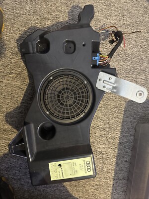 2010 AUDI A3 8P SUBWOOFER SOUND LOUD BASS SPEAKER
