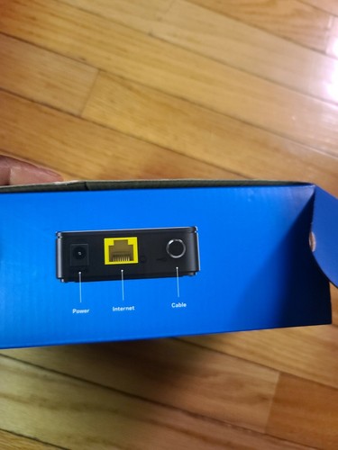 Linksys 8 x 4 Cable Modem Model No. CM3008 Docsis 3.0 - Picture 4 of 4