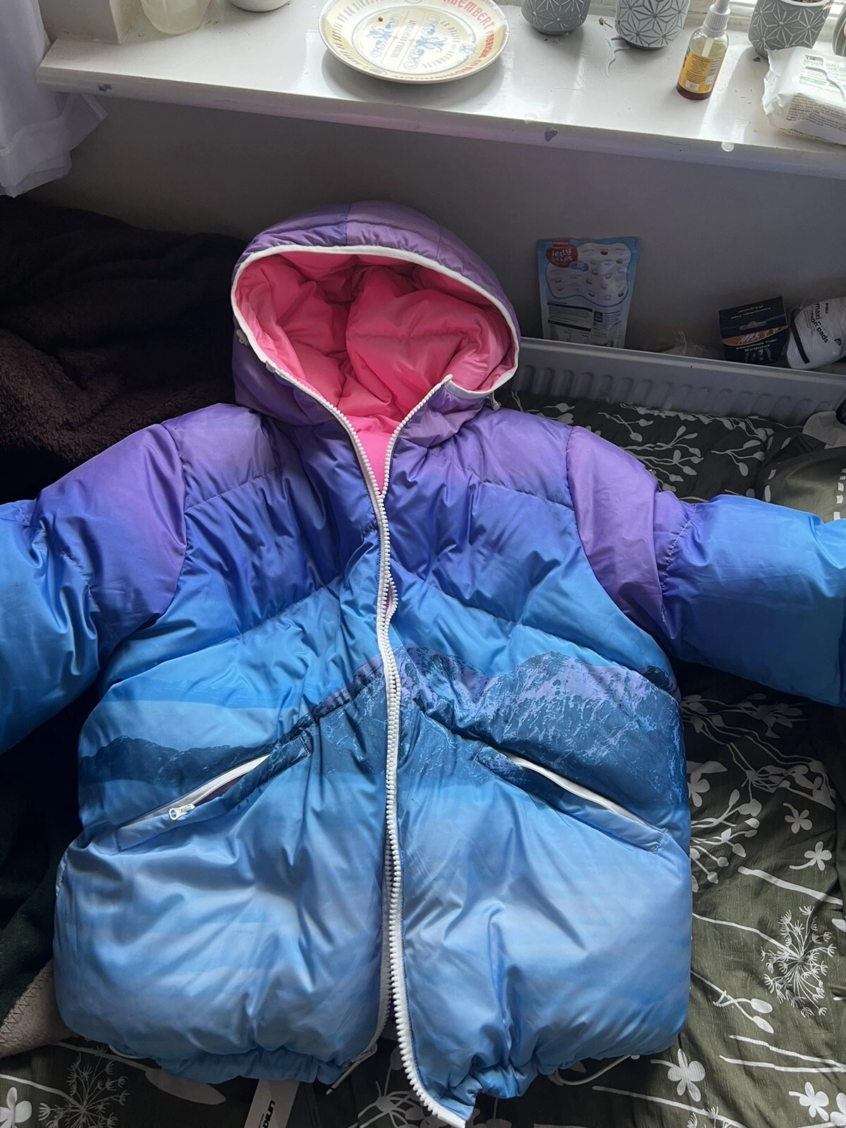 unknown london puffer jacket