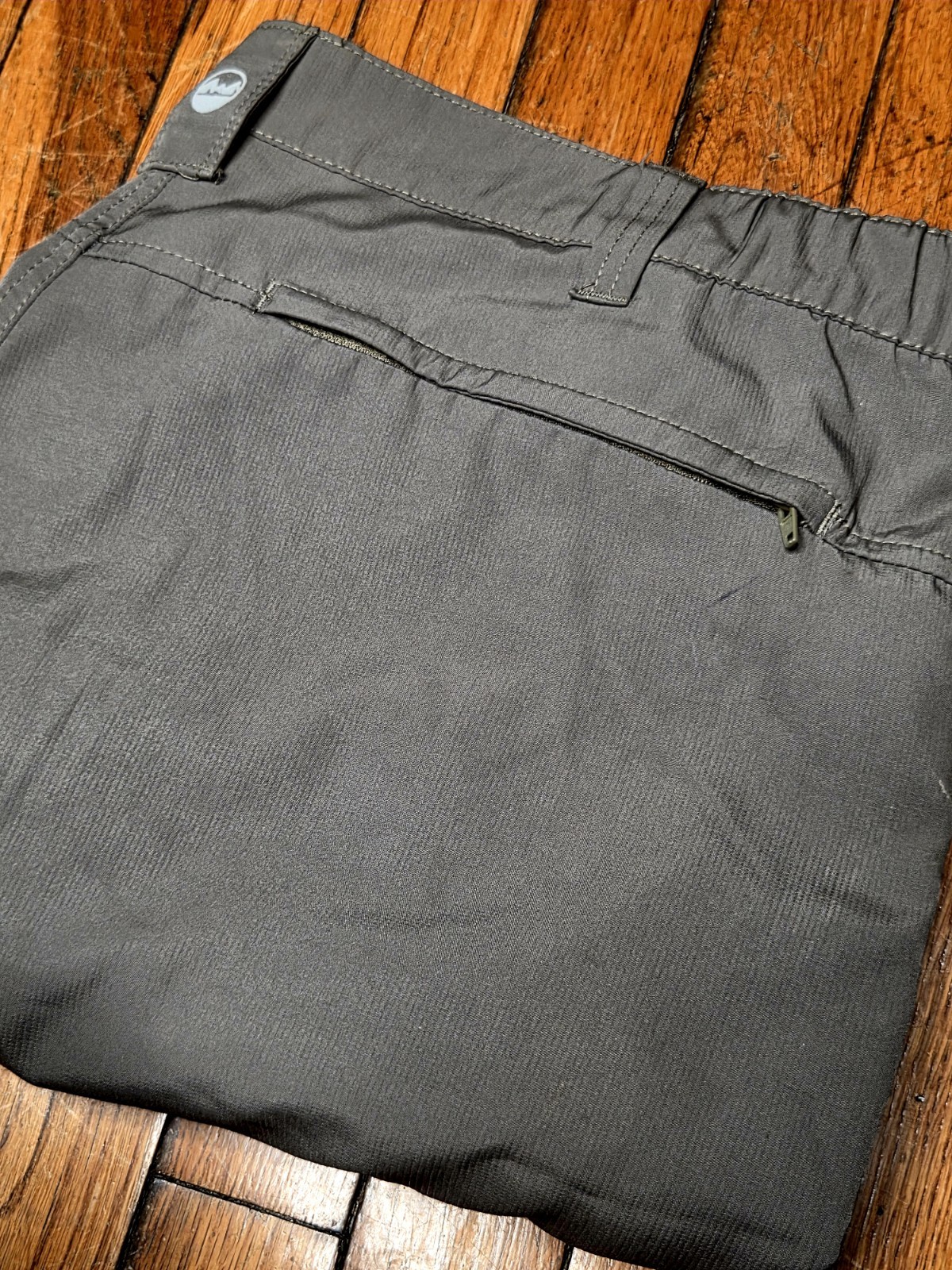 Wrangler ATG Mens Size 40 Gray Cargo Shorts Outdoor Performance Utility Flat B2