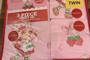 Strawberry Shortcake 3 Piece Sheet Set Twin New