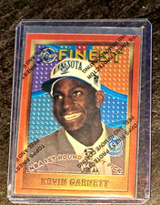1995-96 Topps Finest Kevin Garnett Rookie card # 115 with Coating !!. rookie card picture