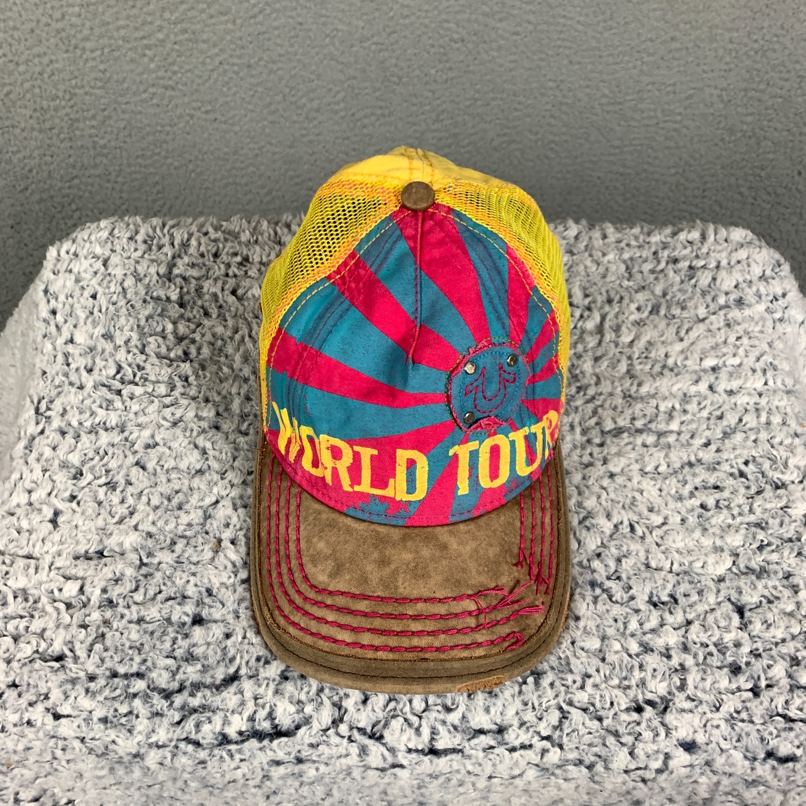 Vintage True Religion Trucker Cap OSFM World Tour Embroidered Mesh Leather Y2k thumbnail 3