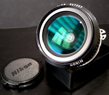 NIKON NIKKOR 28MM f/2.8 AI lens F Mount FE FM FA FG FE2 EM F2 F3 FM2 F4 F5