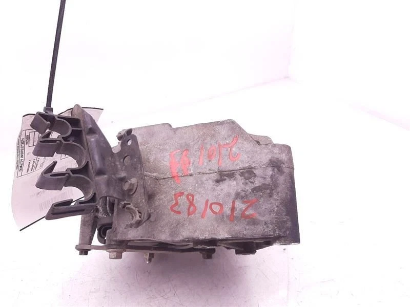 Chevrolet Tahoe 1996 97 98 99 2000 OEM alternador generador 100 amperios  Foto 3 de 4