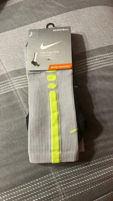 VINTAGE 2015 NIKE HYPER  ELITE CUSHIONED SOCKS MENS SIZE 8-12  LARGE 
