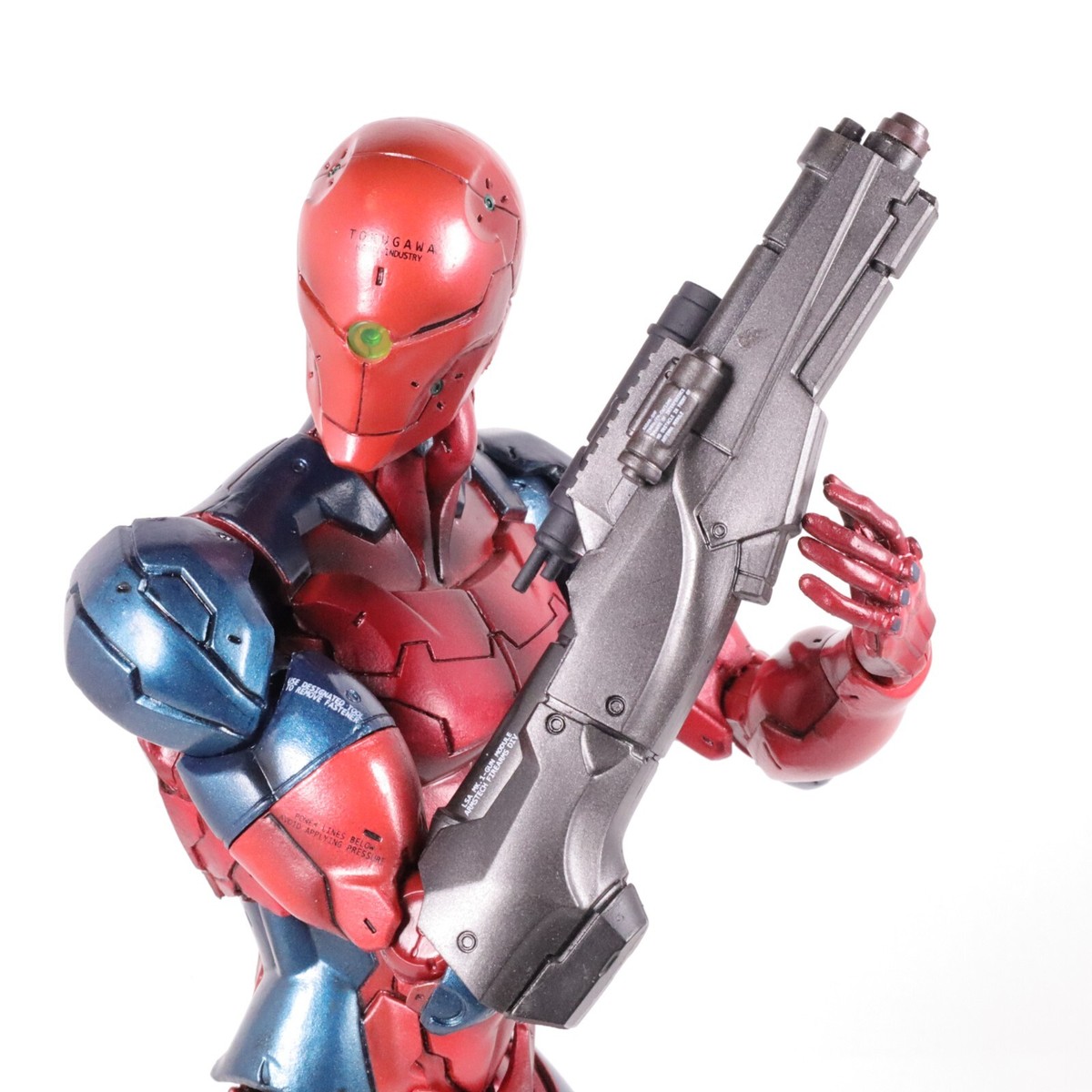 箱付き　PLAY ARTS改 スパルタン マークV-Red フィギュア Amazon.co.jp: Halo: Combat Evolved PLAY ARTS改 Spartan Mark