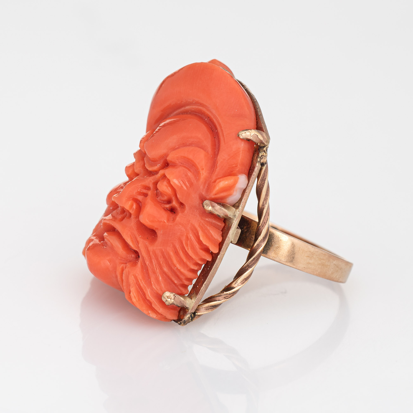 Chinese Immortal Ring Carved Coral Vintage 18k Ye… - image 4