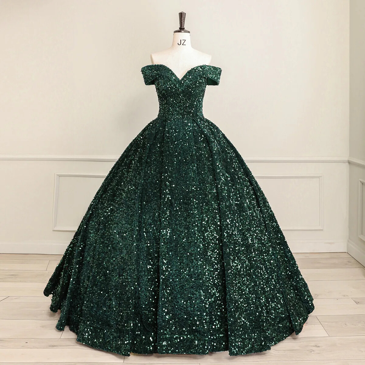open lace back dress Champagne Halter Evening Gown 2026 Sparkly Glitter Formal Maxi Dress with Deep V Neck High Slit Flowing Train for Prom, Champagne