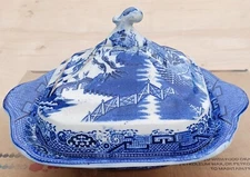 Antique Blue Willow Covered Tureen Made In England Serving Dish