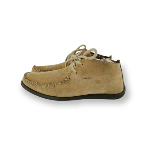 flat desert boots