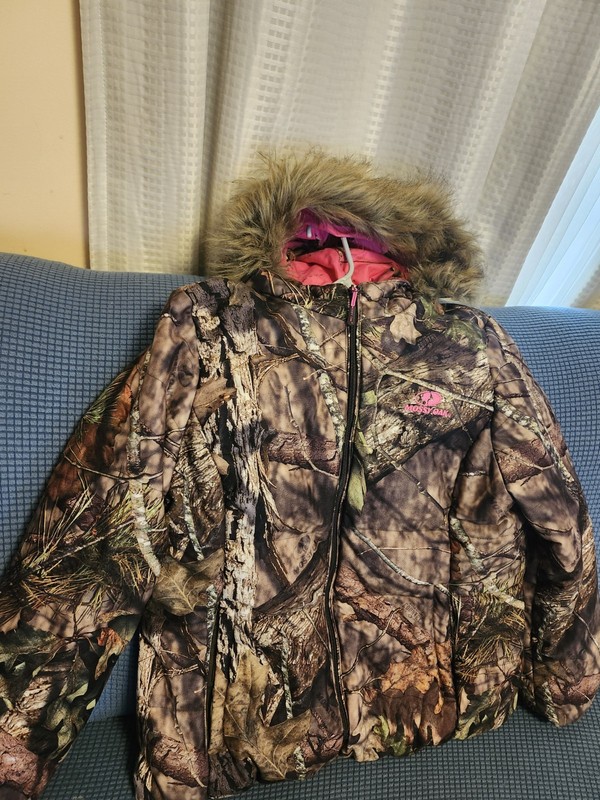 Mossy Oak Women’s Camouflage Puffer Jacket Fur Trim Hood Pink Lining