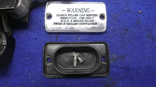 Genuine Harley Davidson EVO 5/8" Front Master Cylinder Reservoir & Lever 1991-95 - Picture 3 of 11