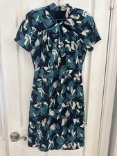 Banana Republic Leaf Print Tie Neck Dress Size 4 Teal Green Short Sleeve Midi